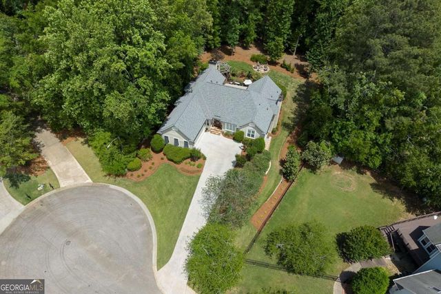 1104 Fox Creek Court, Woodstock, GA 30189