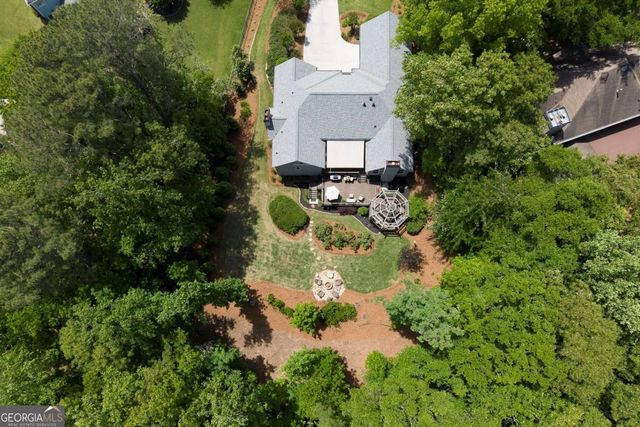 1104 Fox Creek Court, Woodstock, GA 30189