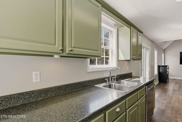 4213 Foothills Drive, Knoxville, TN 37938