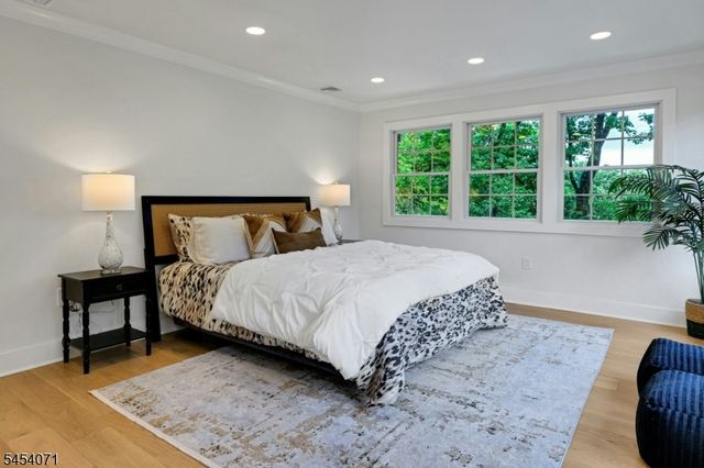 9 Crestview Ct, Montclair Twp., NJ 07042