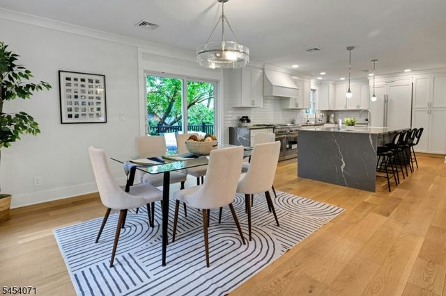 9 Crestview Ct, Montclair Twp., NJ 07042