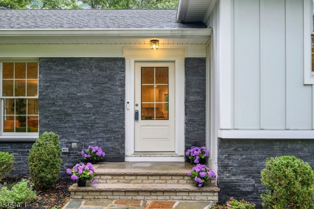 9 Crestview Ct, Montclair Twp., NJ 07042 — photo 3