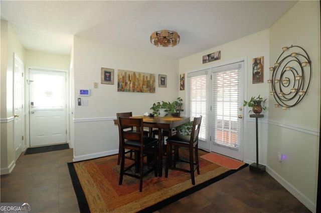 105 Woodgate Drive, Fayetteville, GA 30214