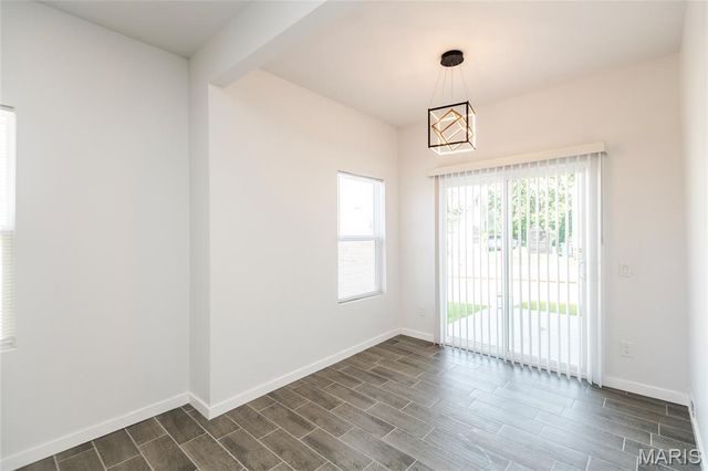 956 Erskine Avenue, St Louis, MO 63125