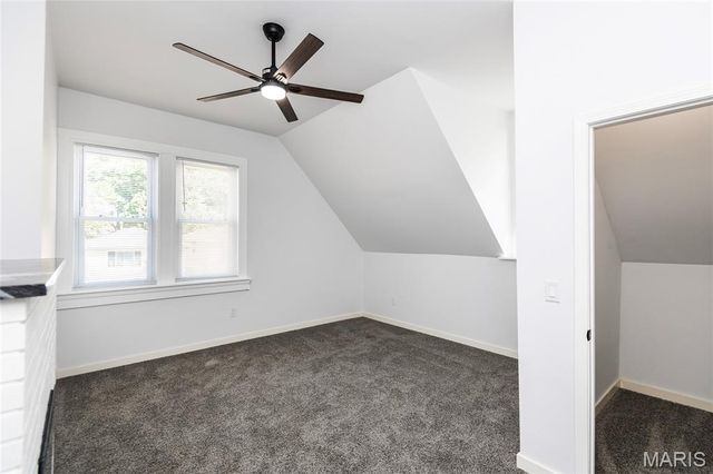 956 Erskine Avenue, St Louis, MO 63125