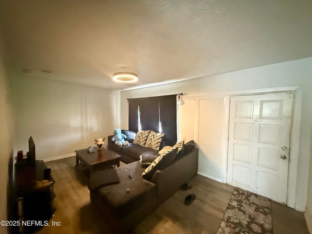 3838 WINTON Drive, Jacksonville, FL 32208