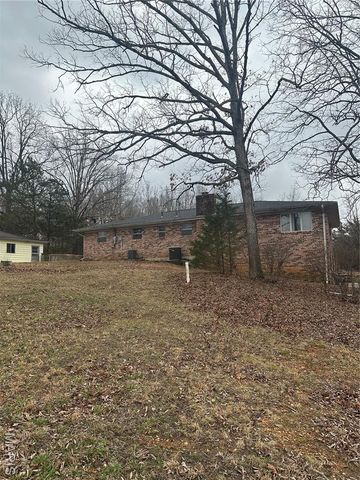 1305 State Highway 142 E, Doniphan, MO 63935