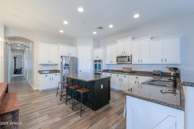 7009 W PALOMINO Way, Coolidge, AZ 85128