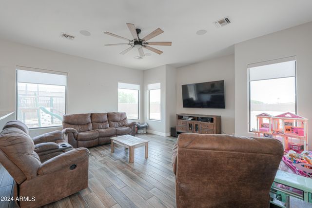 7009 W PALOMINO Way, Coolidge, AZ 85128