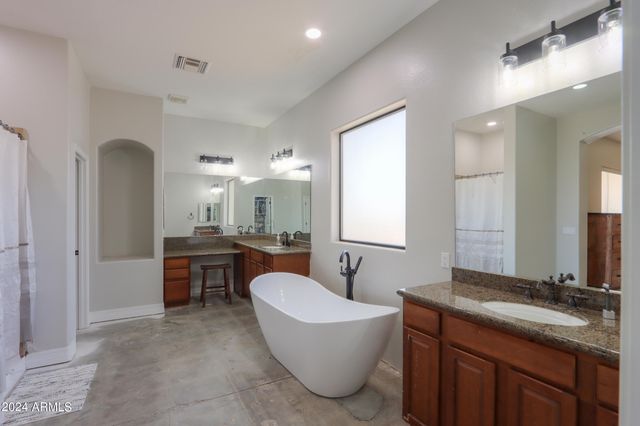 7009 W PALOMINO Way, Coolidge, AZ 85128