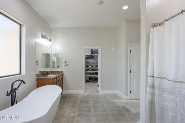 7009 W PALOMINO Way, Coolidge, AZ 85128