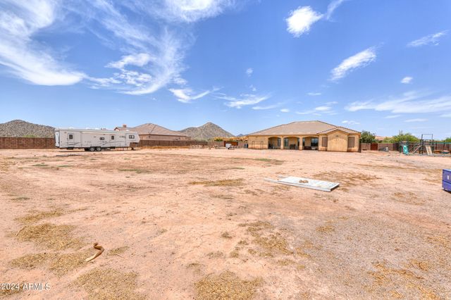 7009 W PALOMINO Way, Coolidge, AZ 85128