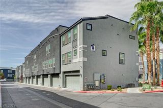 9050 West Tropicana Avenue 1032, Las Vegas, NV 89147