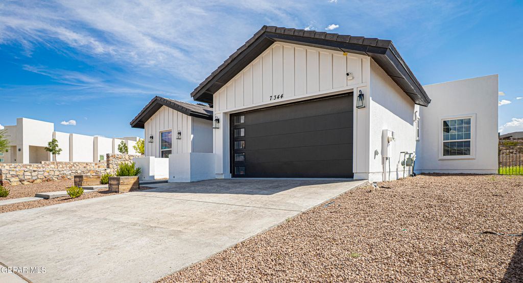7344 BOBCAT HOLLOW Drive, El Paso, TX 79911