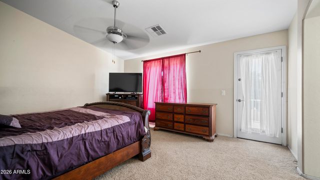 18182 W DESERT Lane, Surprise, AZ 85388