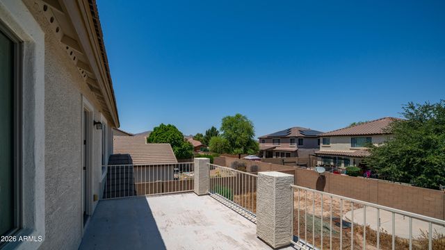 18182 W DESERT Lane, Surprise, AZ 85388