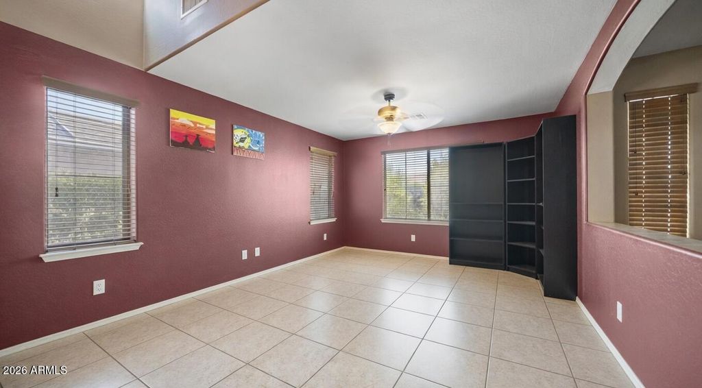 18182 W DESERT Lane, Surprise, AZ 85388 — photo 2