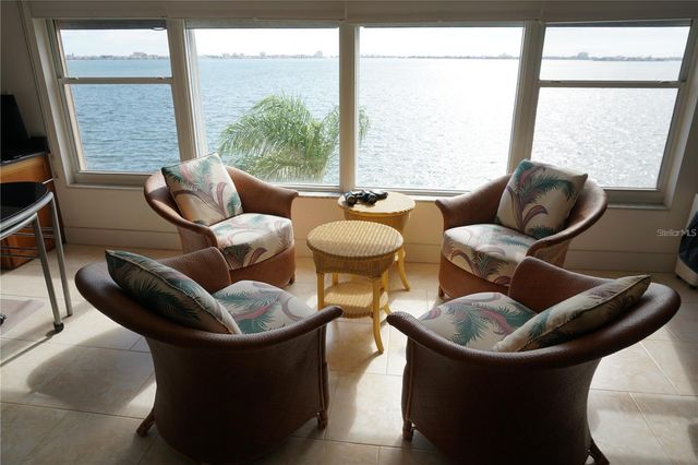 5900 SHORE BOULEVARD S 402, Gulfport, FL 33707