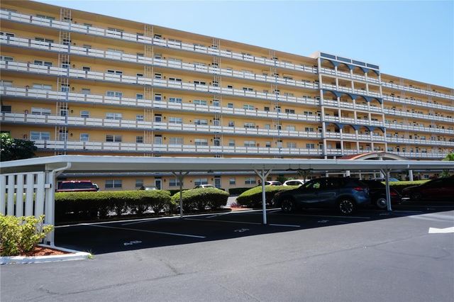 5900 SHORE BOULEVARD S 402, Gulfport, FL 33707