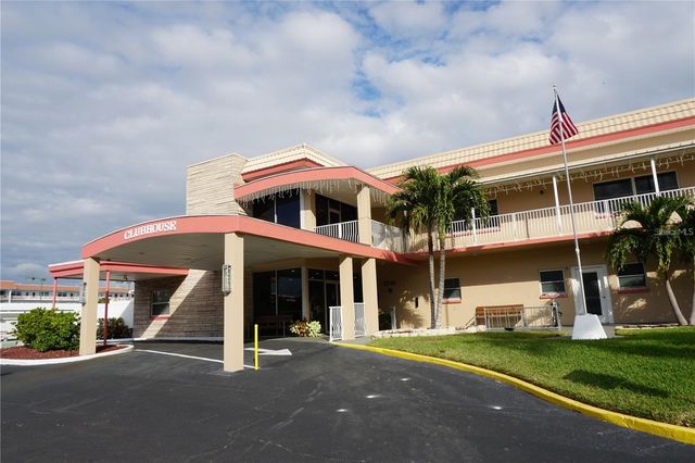 5900 SHORE BOULEVARD S 402, Gulfport, FL 33707