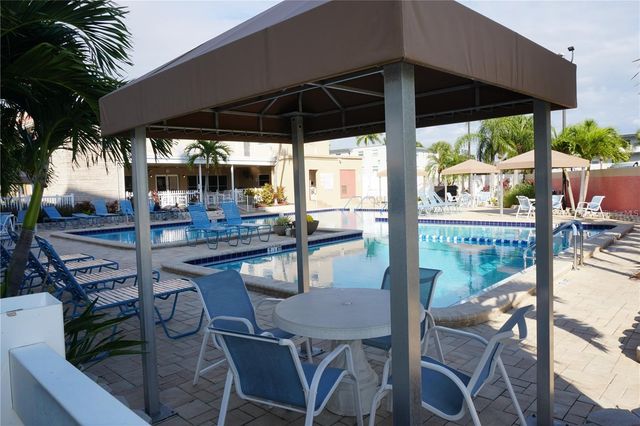 5900 SHORE BOULEVARD S 402, Gulfport, FL 33707