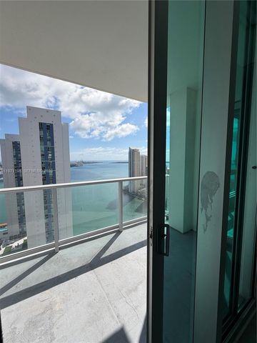 300 S Biscayne Blvd T-3314, Miami, FL 33131