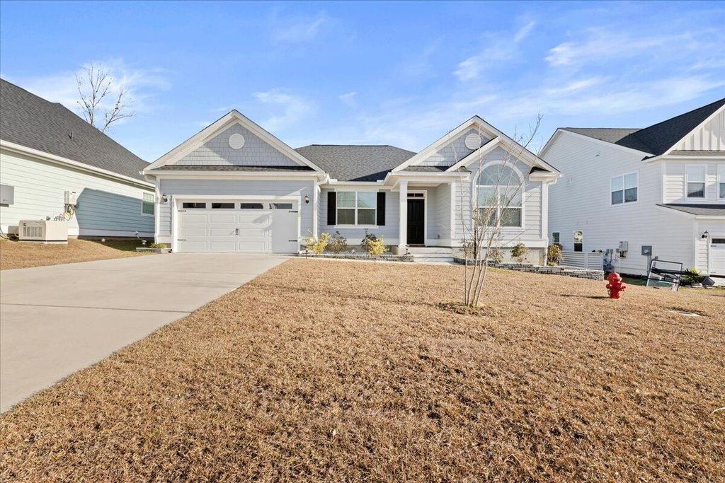 102 Barbour Court, Moncks Corner, SC 29461