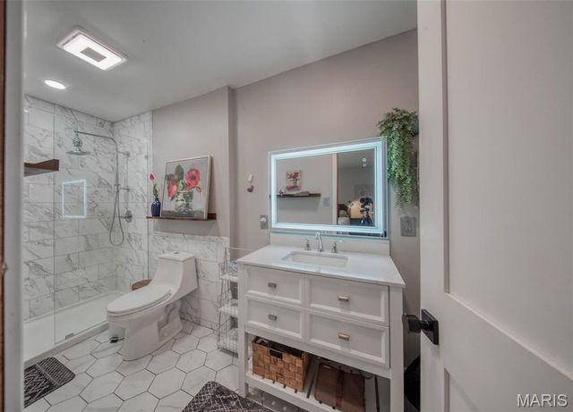 18211 Deer Run Lane, St James, MO 65559