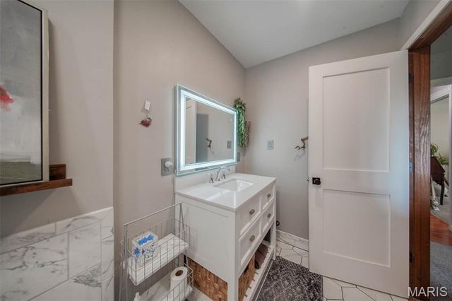 18211 Deer Run Lane, St James, MO 65559