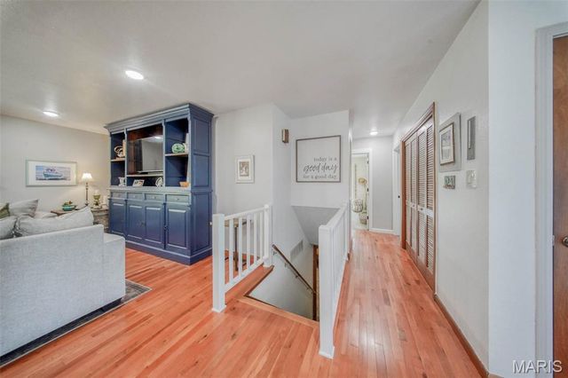 18211 Deer Run Lane, St James, MO 65559