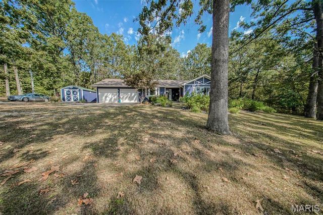 18211 Deer Run Lane, St James, MO 65559