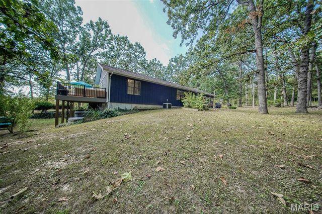 18211 Deer Run Lane, St James, MO 65559