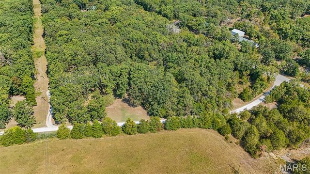 18211 Deer Run Lane, St James, MO 65559