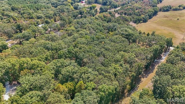 18211 Deer Run Lane, St James, MO 65559