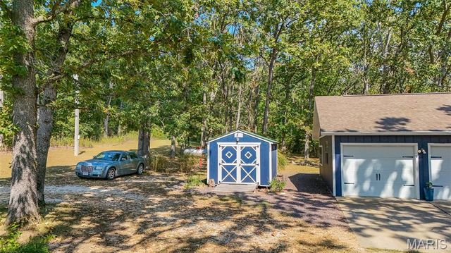 18211 Deer Run Lane, St James, MO 65559