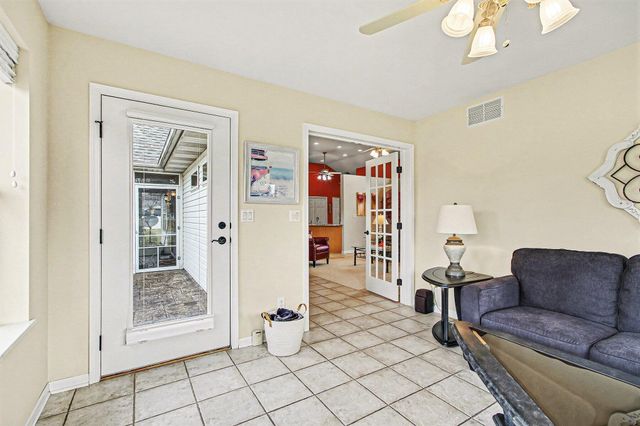 210 Windy Oak Drive, Hebron, IN 46341