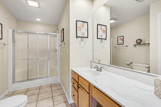 210 Windy Oak Drive, Hebron, IN 46341