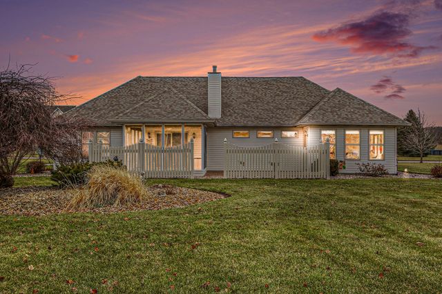 210 Windy Oak Drive, Hebron, IN 46341