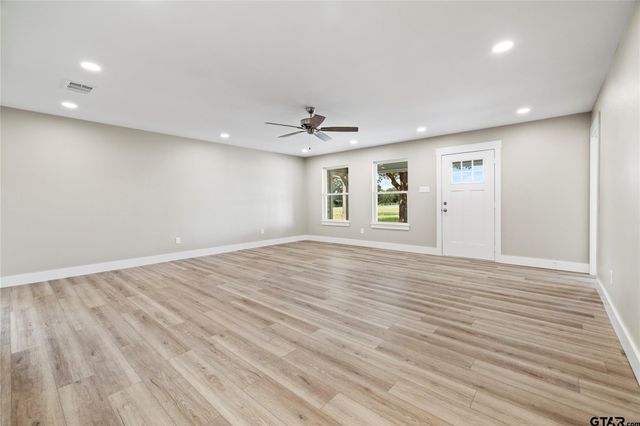 5580 County road 3704, Athens, TX 75752