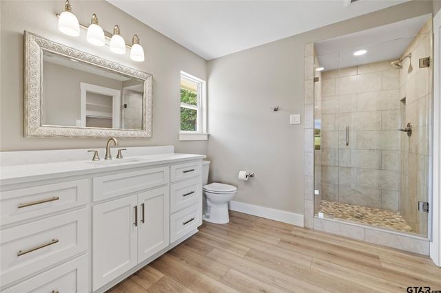 5580 County road 3704, Athens, TX 75752