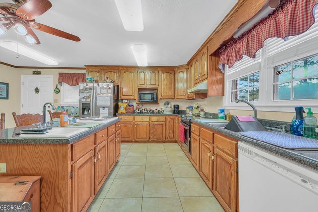 157 Greene Shade Road, Gray, GA 31032