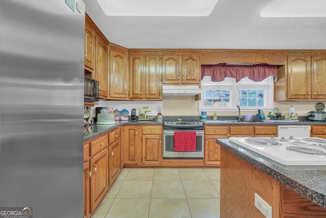 157 Greene Shade Road, Gray, GA 31032