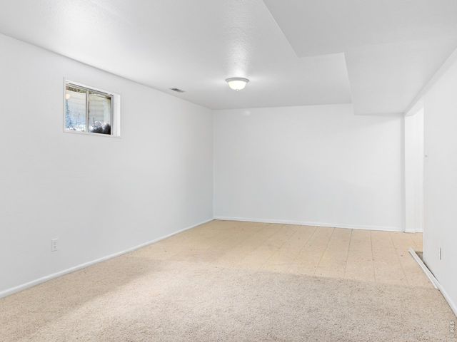 1024 Oxford Ln 52, Fort Collins, CO 80525