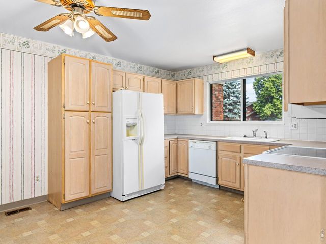 1024 Oxford Ln 52, Fort Collins, CO 80525
