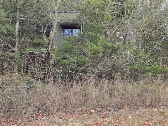 30405 Oak Grove Road, Paola, KS 66071