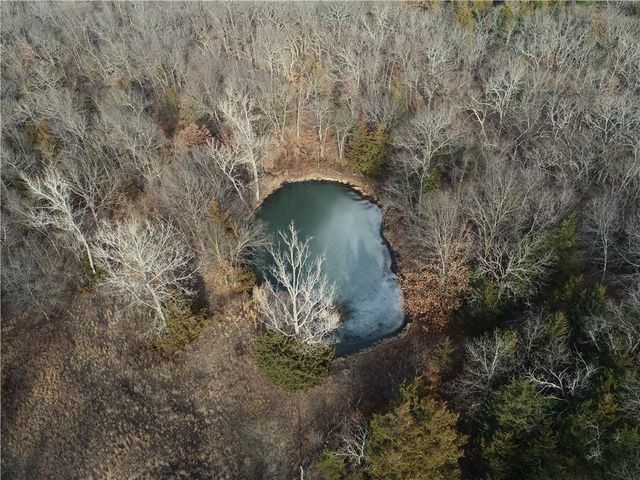 30405 Oak Grove Road, Paola, KS 66071