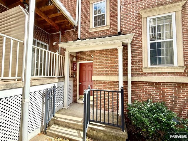 201 DEY Street 126, Harrison, NJ 07029