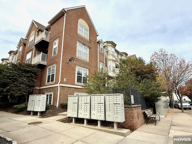 201 DEY Street 126, Harrison, NJ 07029