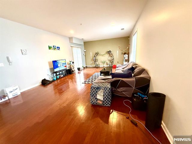 201 DEY Street 126, Harrison, NJ 07029