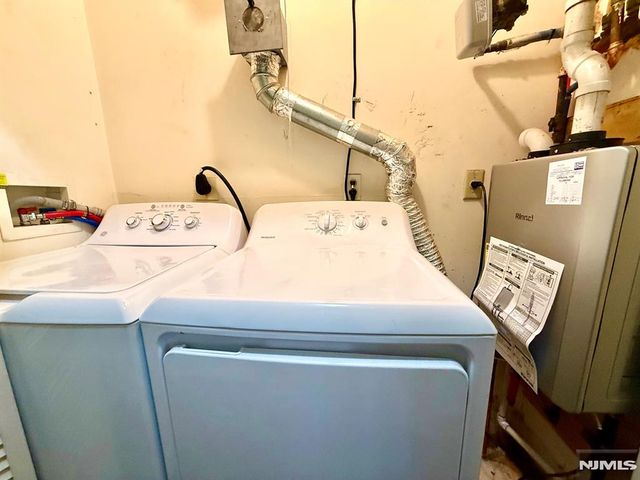 201 DEY Street 126, Harrison, NJ 07029
